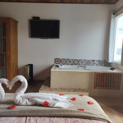 Suíte Deluxe com Hidromassagem