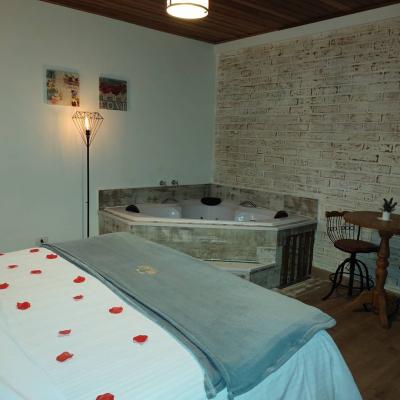 Suíte Dupla com Hidromassagem